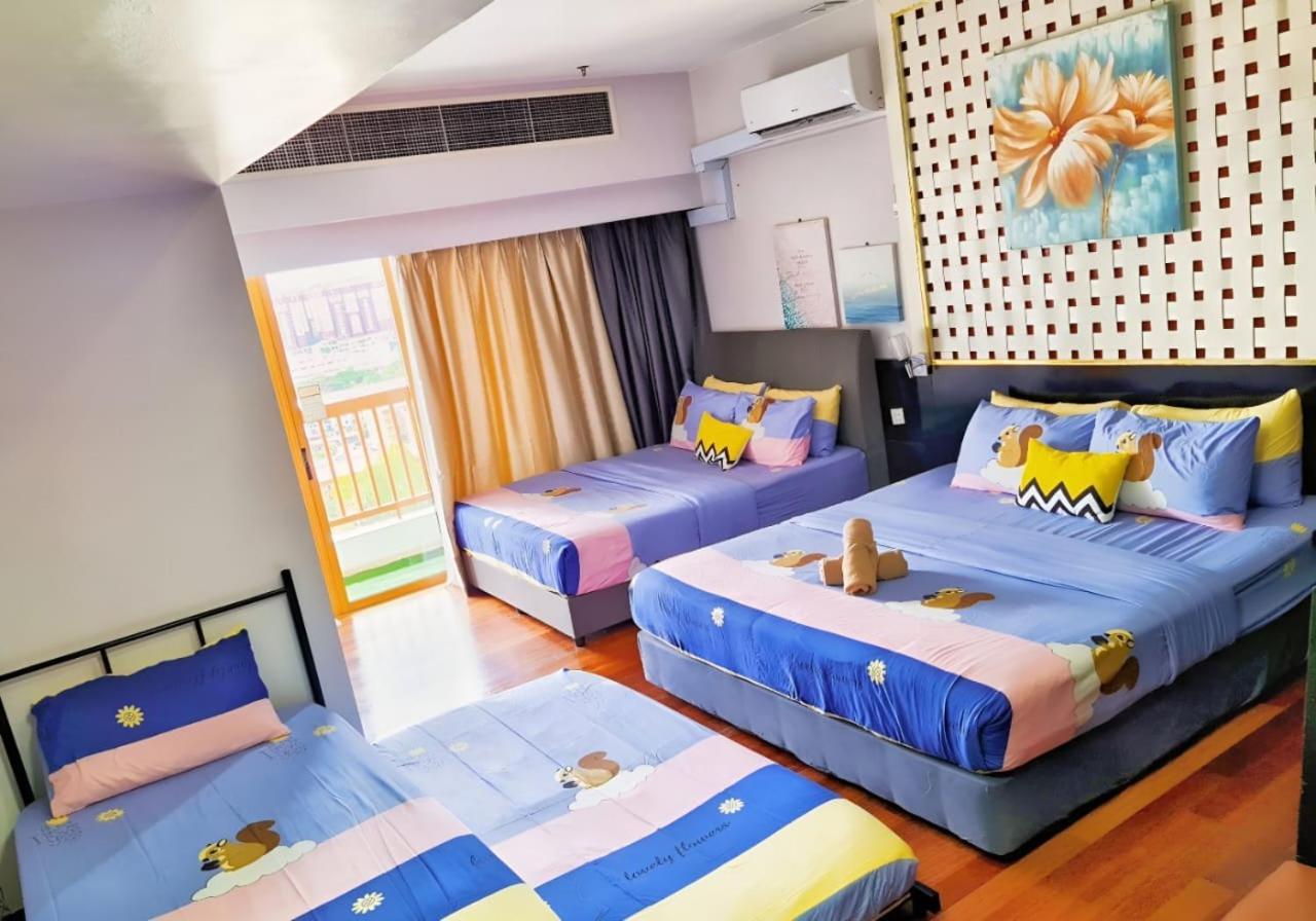 Exclusive Family Suites 5-6 Pax @ Sunway Pyramid Петалінг-Джая Екстер'єр фото